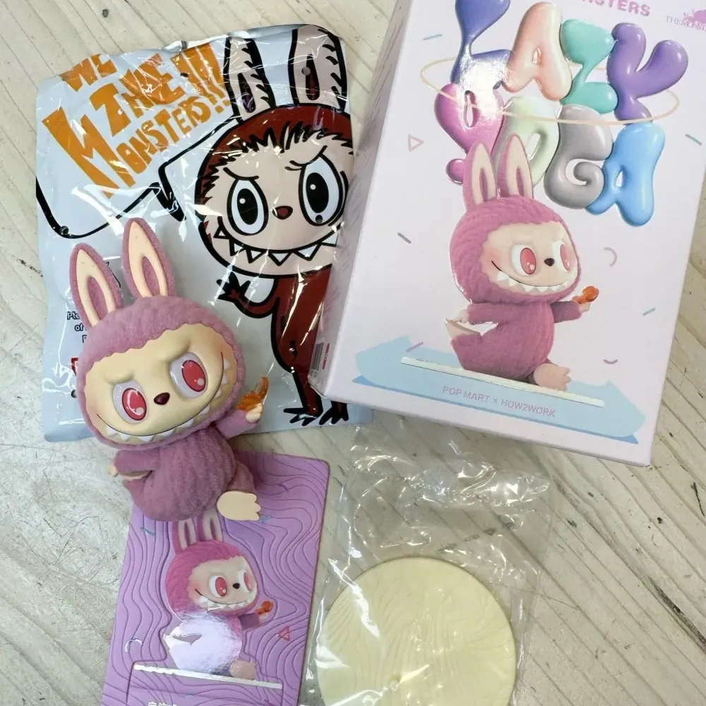 Плюшевая кукла Labubu The Monsters Lazy Yoga Series