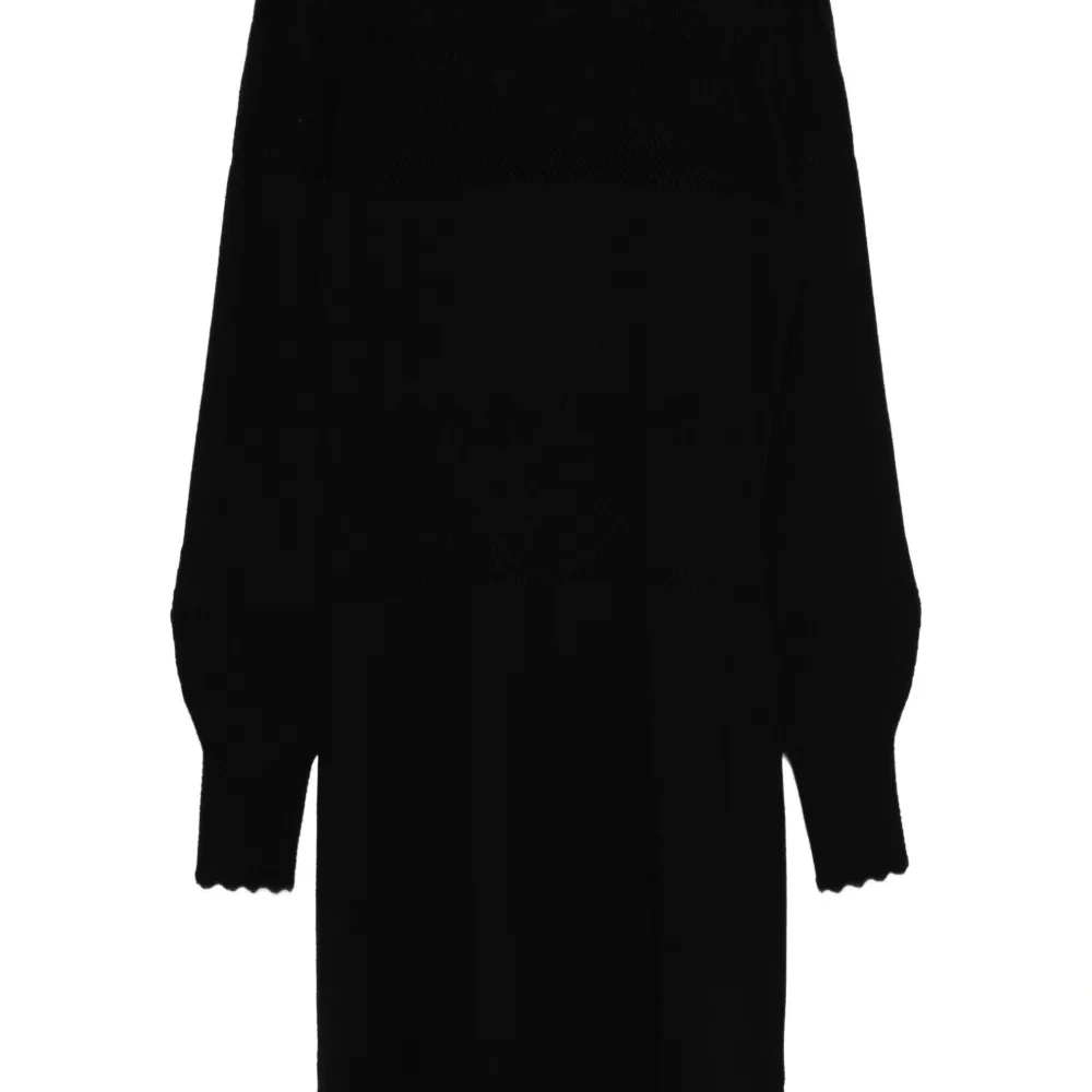 Трикотажное платье Трикотажное платье