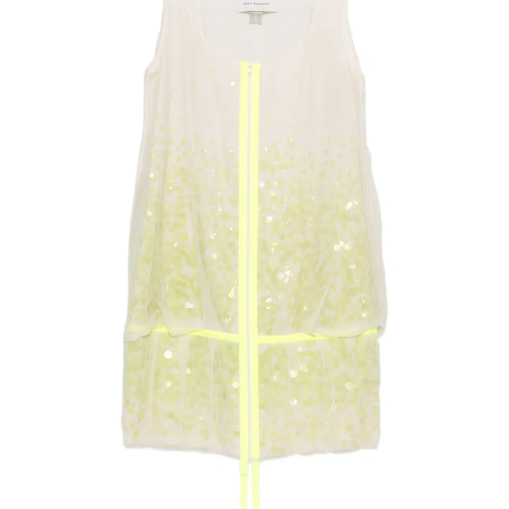 Платье с пайетками