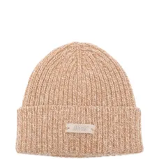 Вязаная шапка в рубчик Вязаная шапка в рубчик