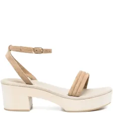 Сандалии на платформе