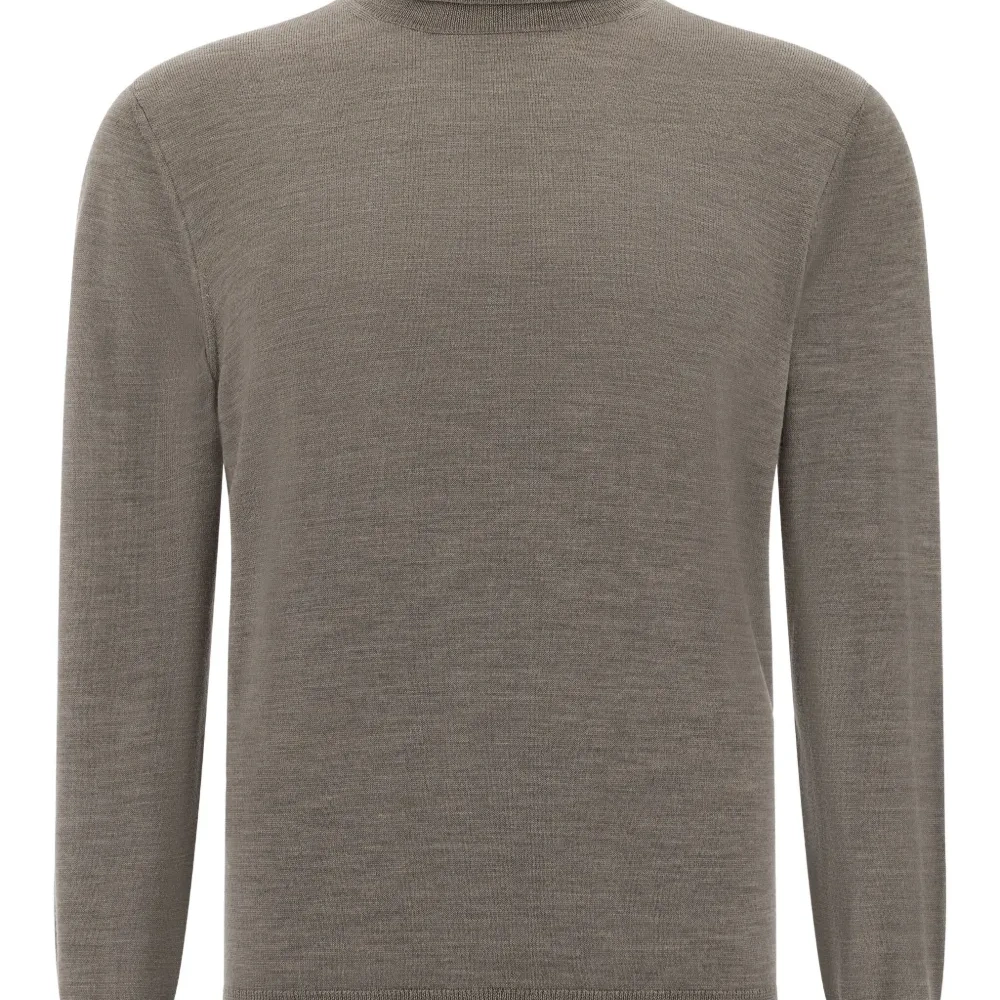 Свитер из шерсти мериноса с высоким воротником