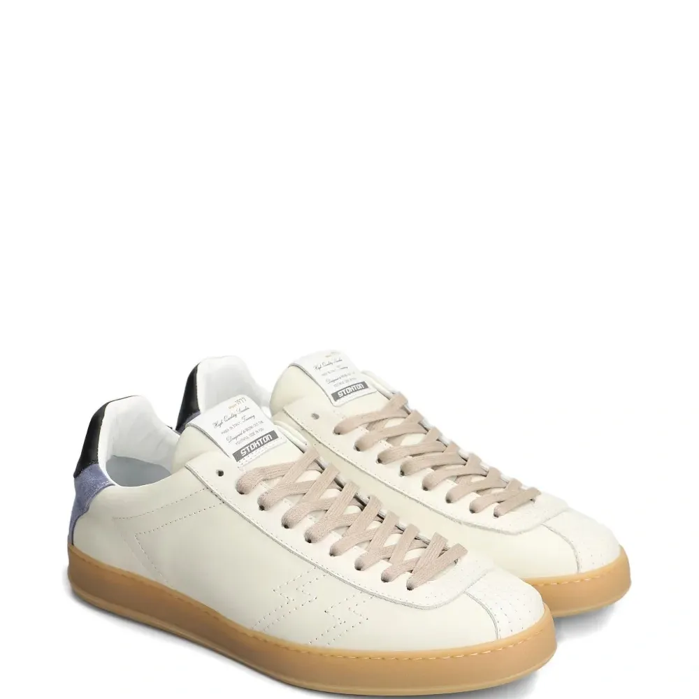 Кроссовки со вставками