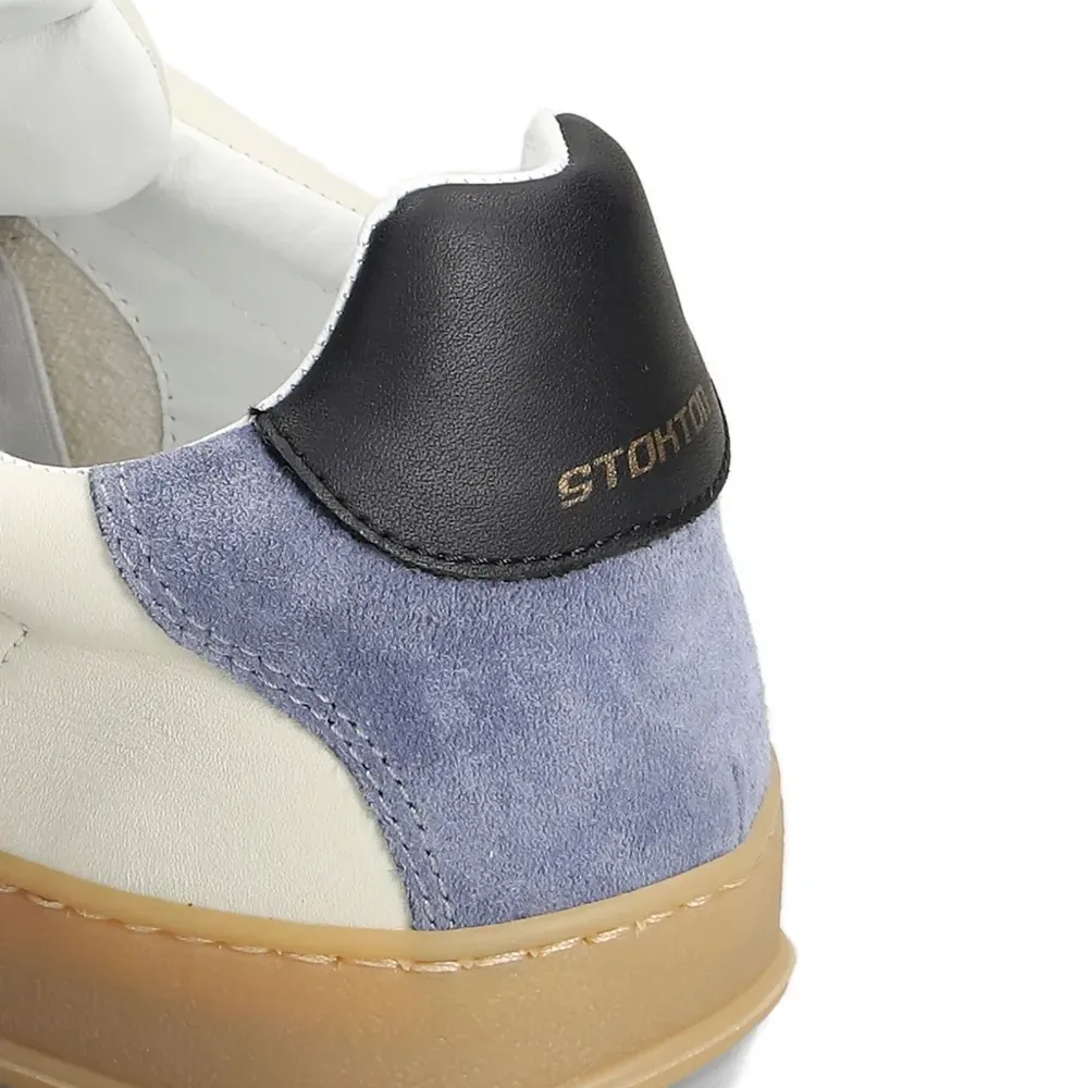 Кроссовки со вставками