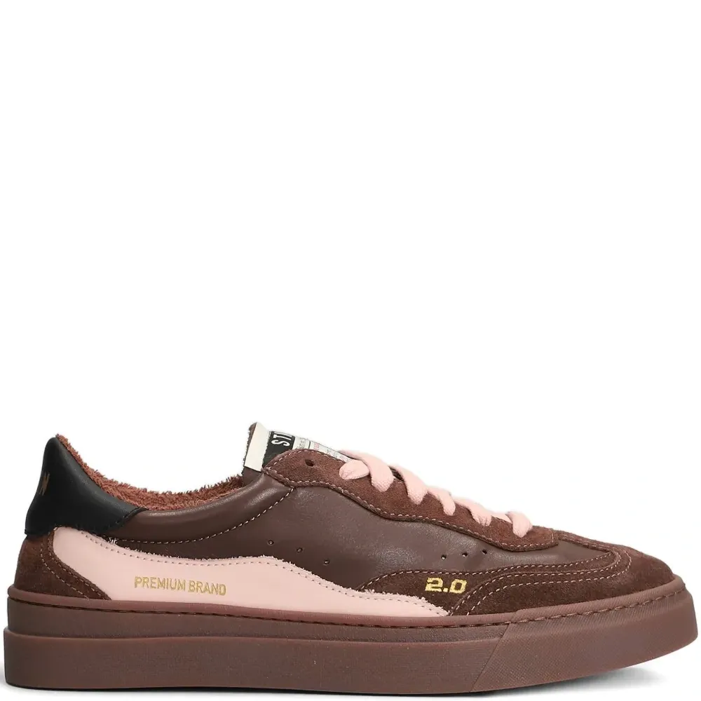 Кроссовки со вставками