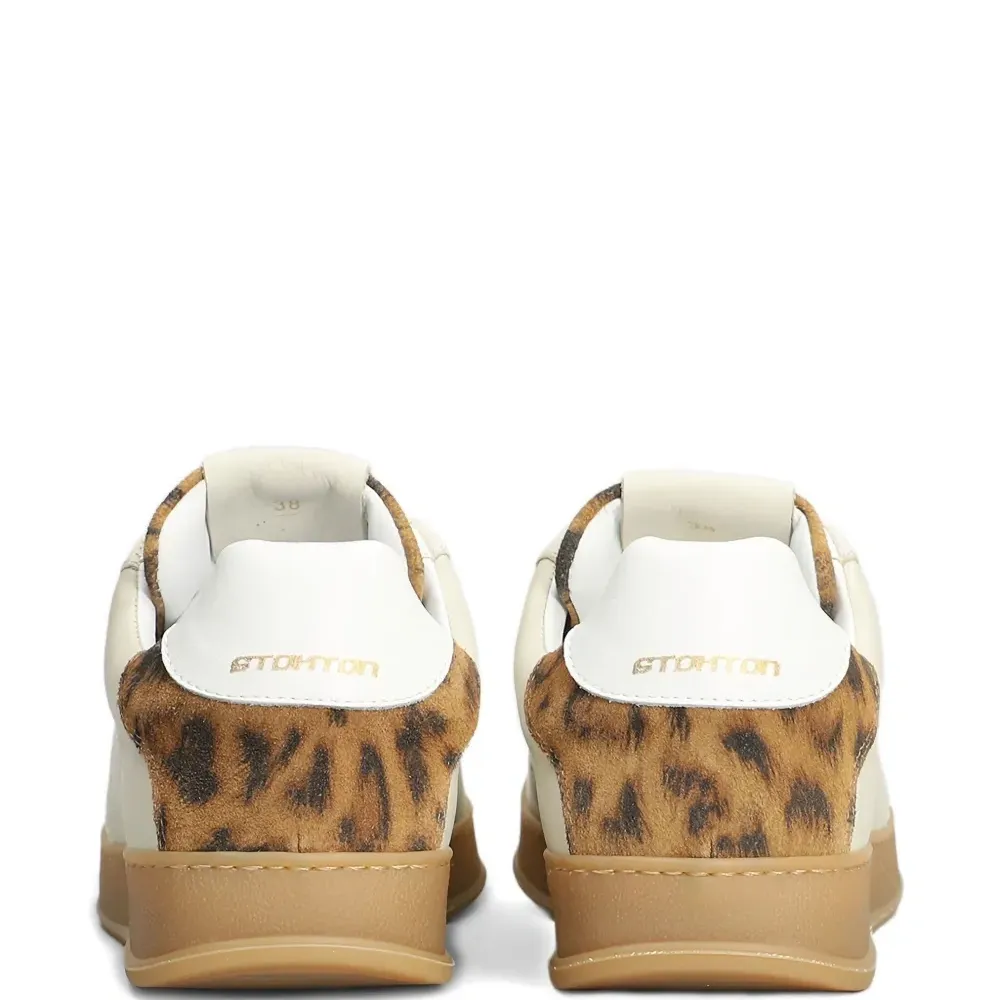 Кеды с леопардовым принтом