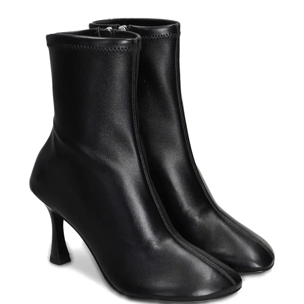 Ботильоны на каблуке Ботильоны на каблуке