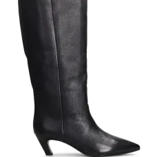 Кожаные ботинки