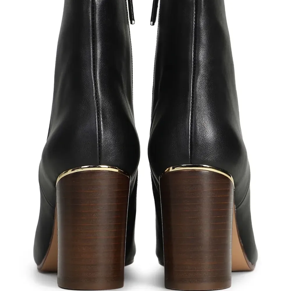 Ботильоны на блочном каблуке