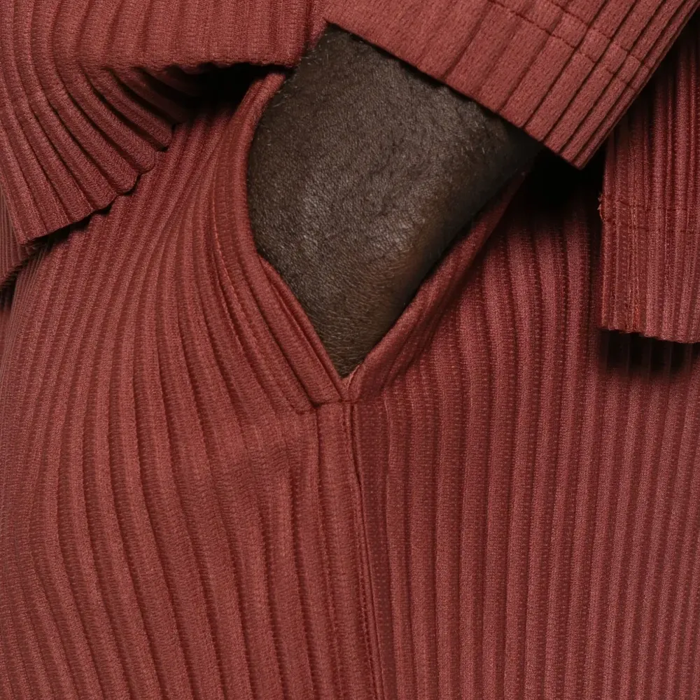 Укороченные брюки со складками Укороченные брюки со складками