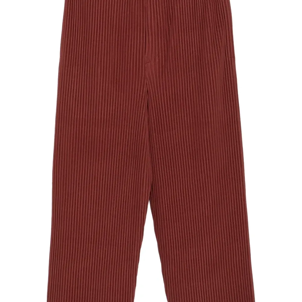 Укороченные брюки со складками Укороченные брюки со складками