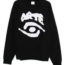 Толстовка с вышивкой