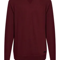 Свитер с рукавами реглан