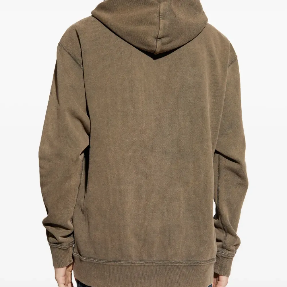 Худи с вышитым логотипом