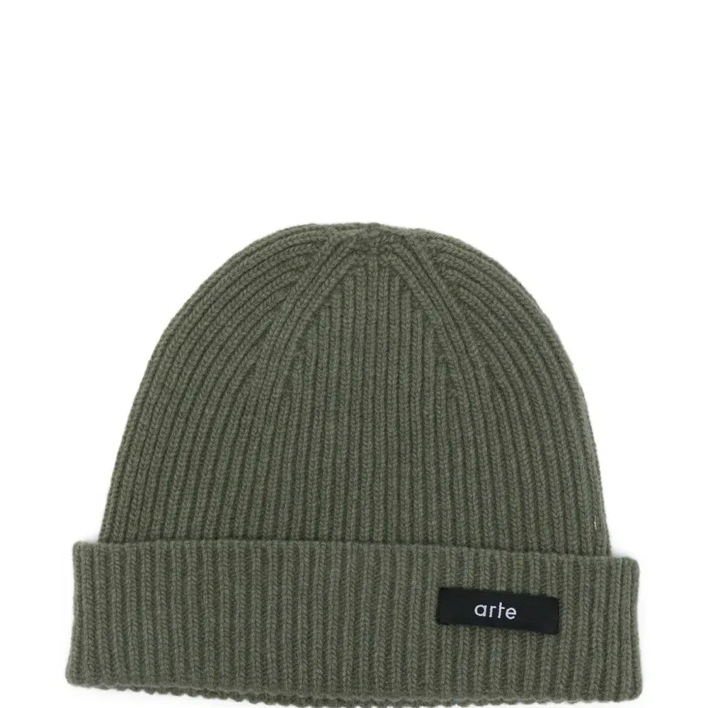 Шапка бини в рубчик