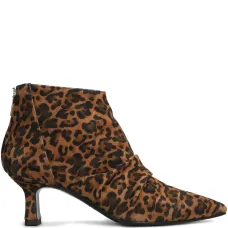 Сапоги с леопардовым принтом Сапоги с леопардовым принтом