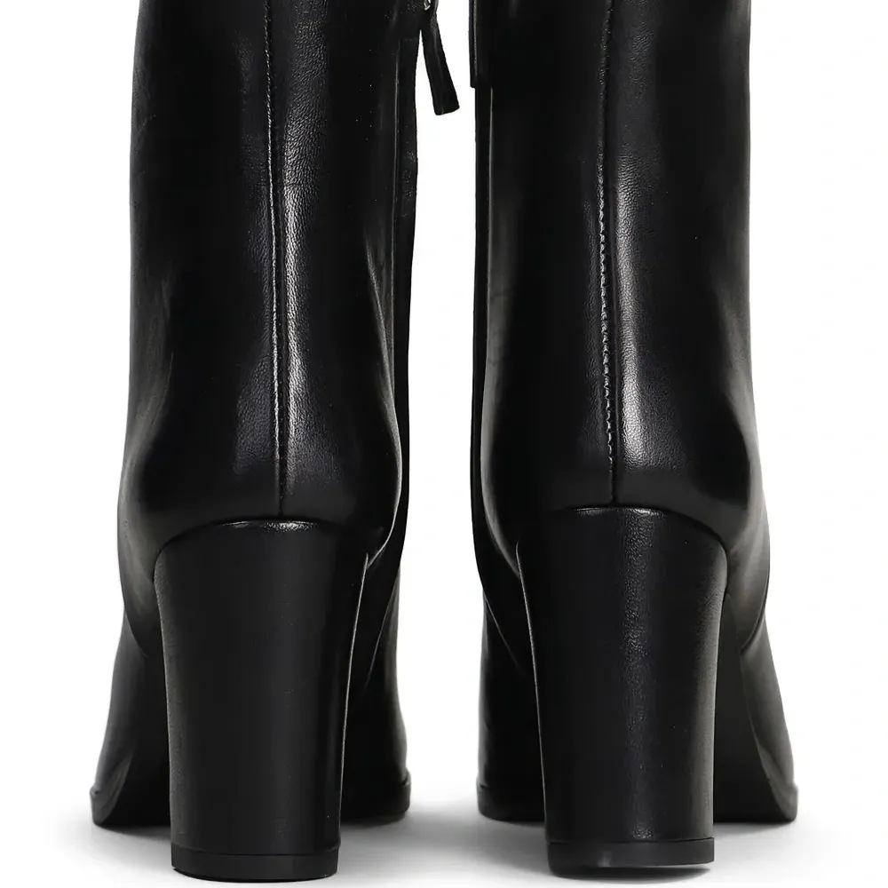 Ботильоны на блочном каблуке