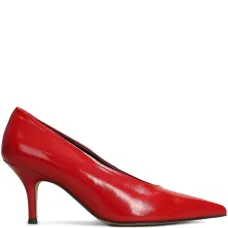 Туфли с заостренным носком