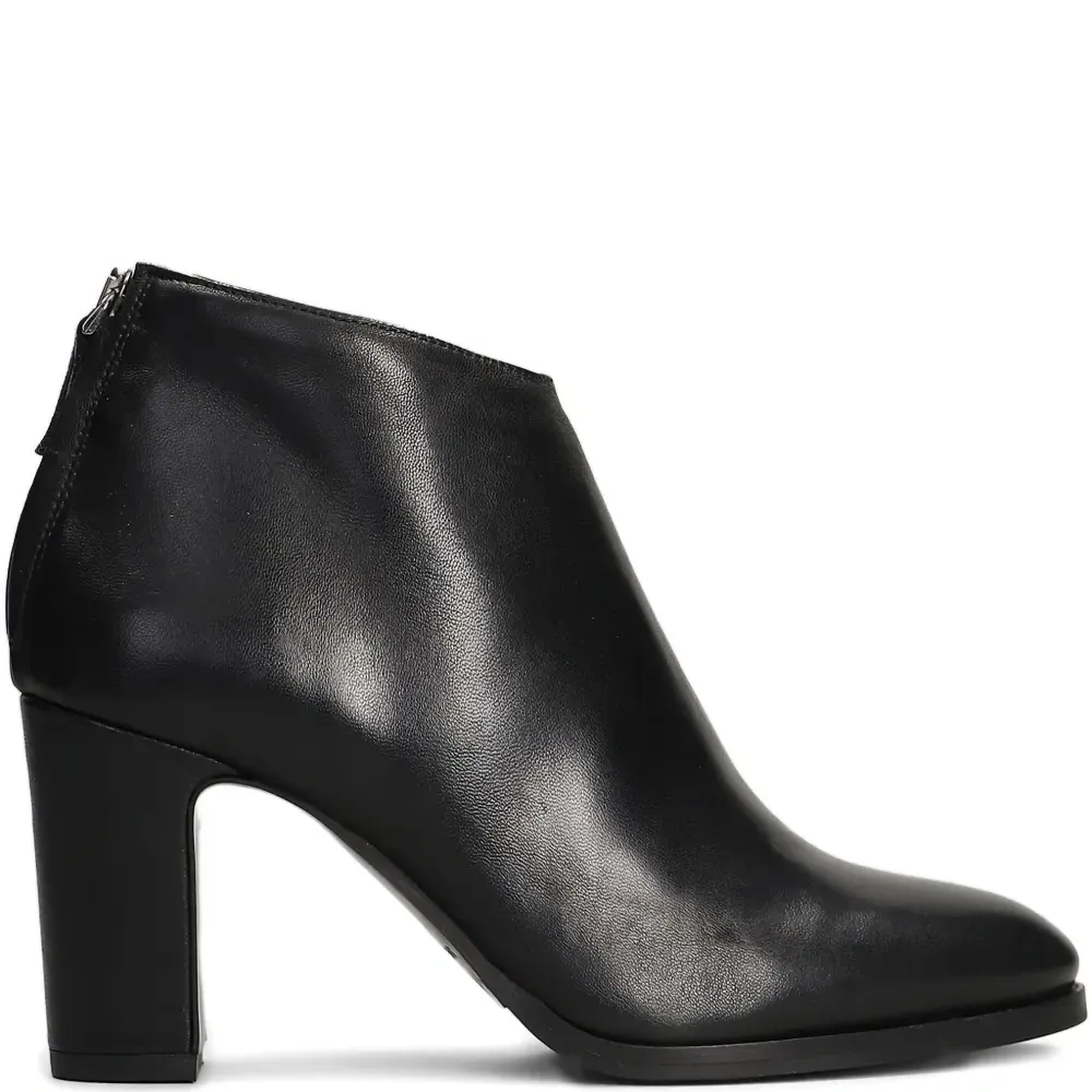 Ботильоны на блочном каблуке Ботильоны на блочном каблуке