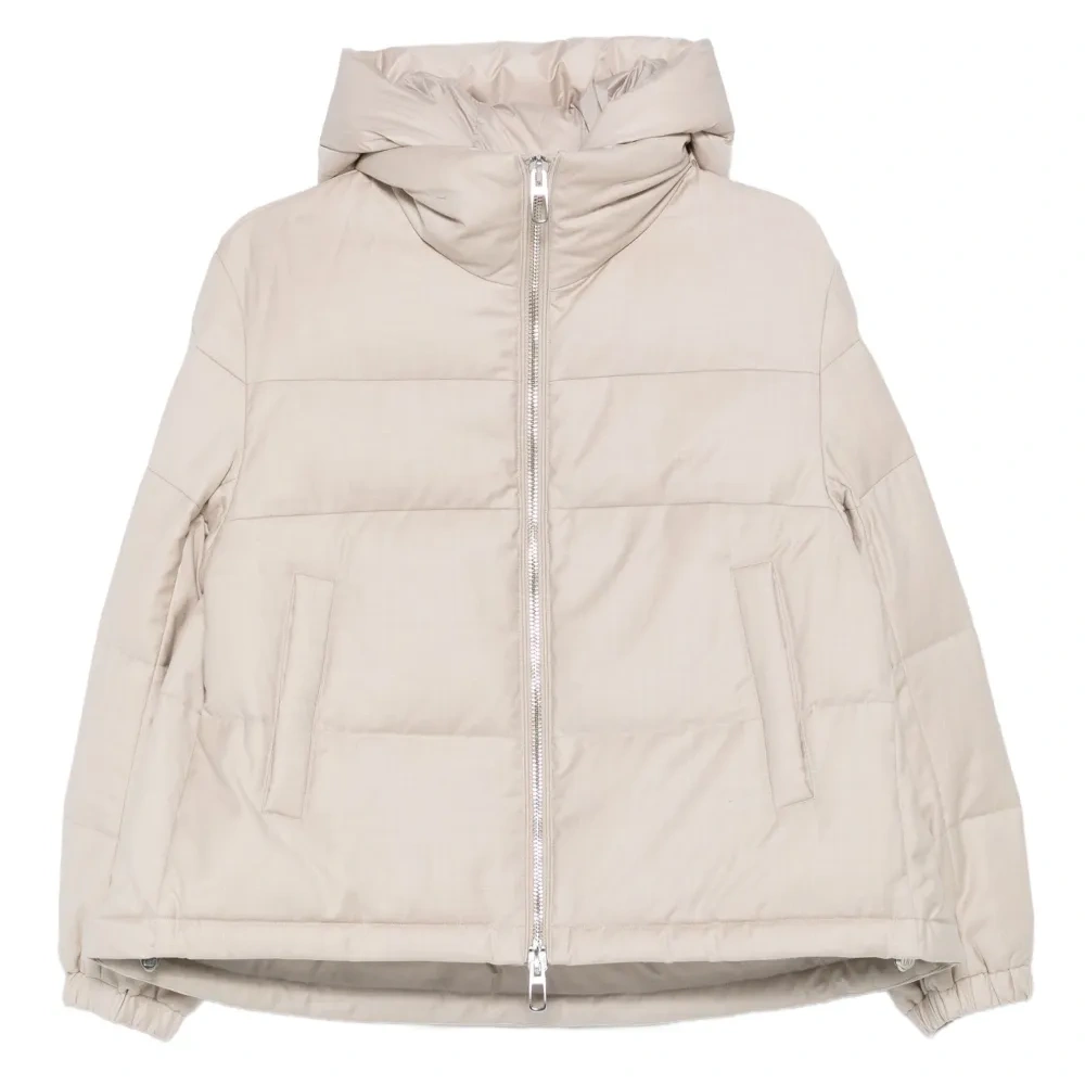 Стёганная куртка с капюшоном