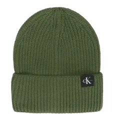 Шапка бини в рубчик с нашивкой-логотипом