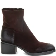 Ботинки на блочном каблуке