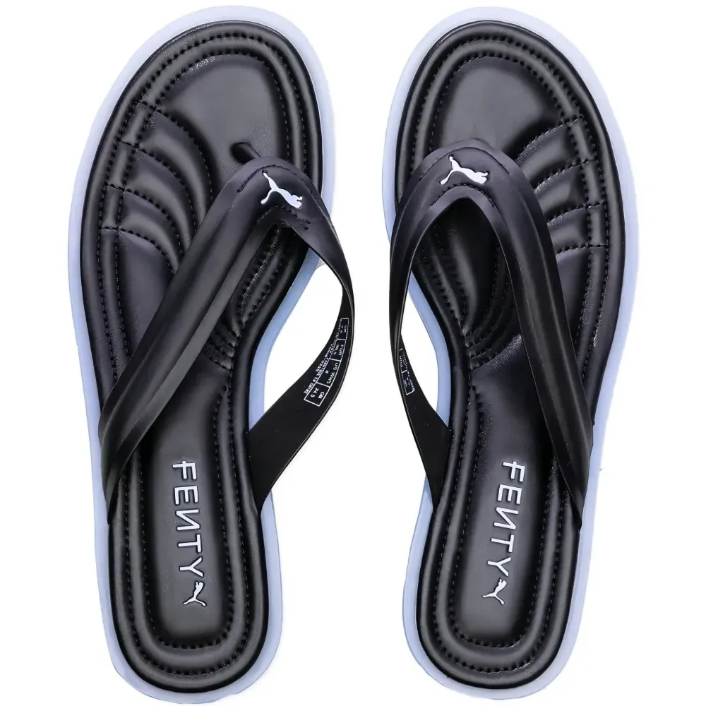 Шлепанцы из коллаборации с Fenty