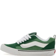 Замшевые кроссовки