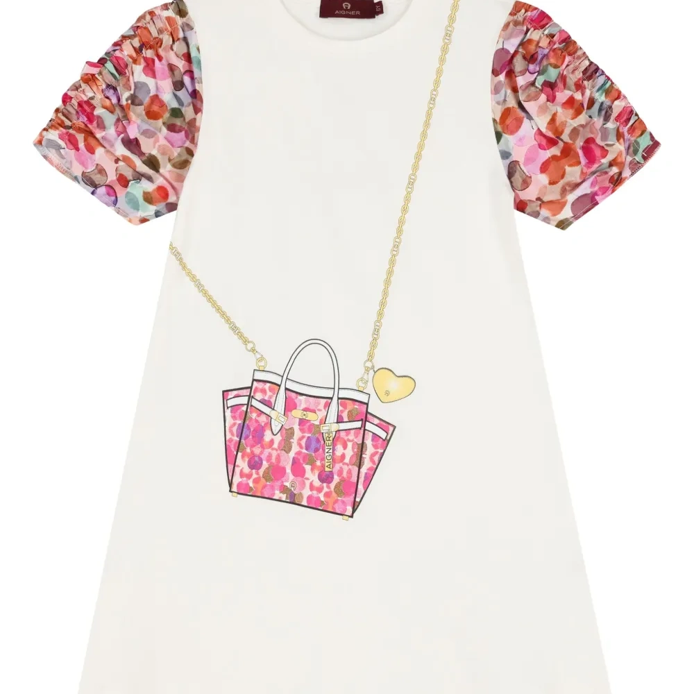 Платье с оборками и принтом