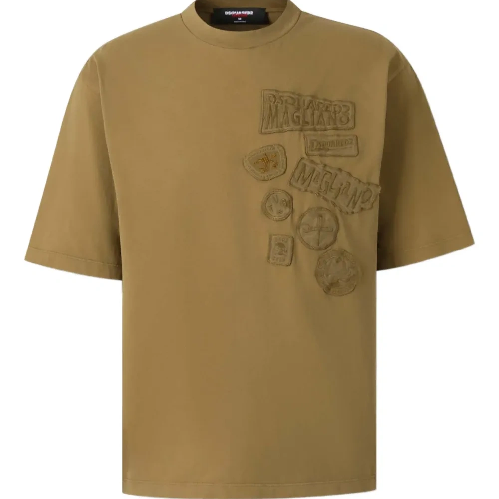 Футболка с нашивкой Футболка с нашивкой