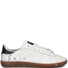 Кроссовки с логотипом