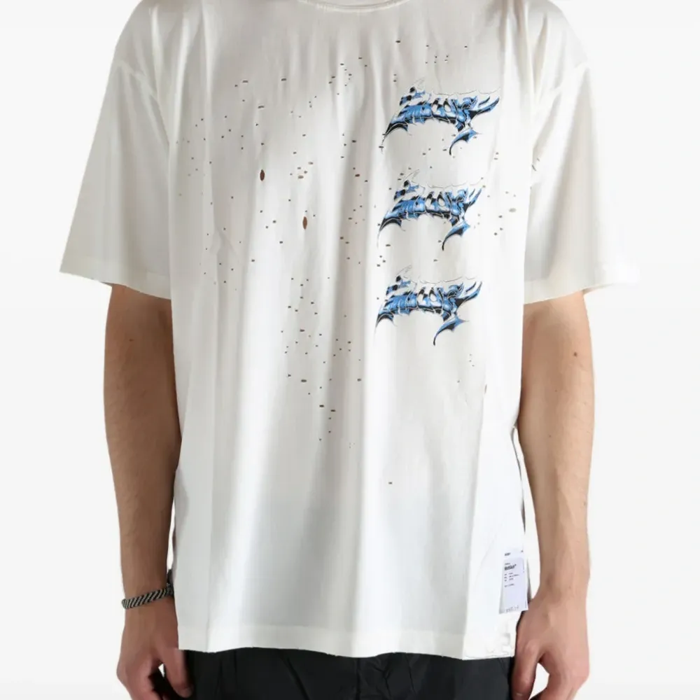 Футболка с принтом и эффектом потертости MothTech