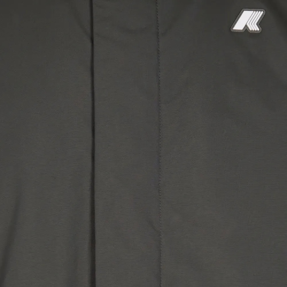 Пальто с капюшоном и длинными рукавами