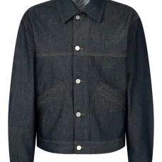 Джинсовая куртка с карманами