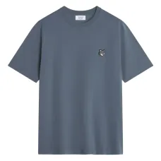 Футболка с нашивкой