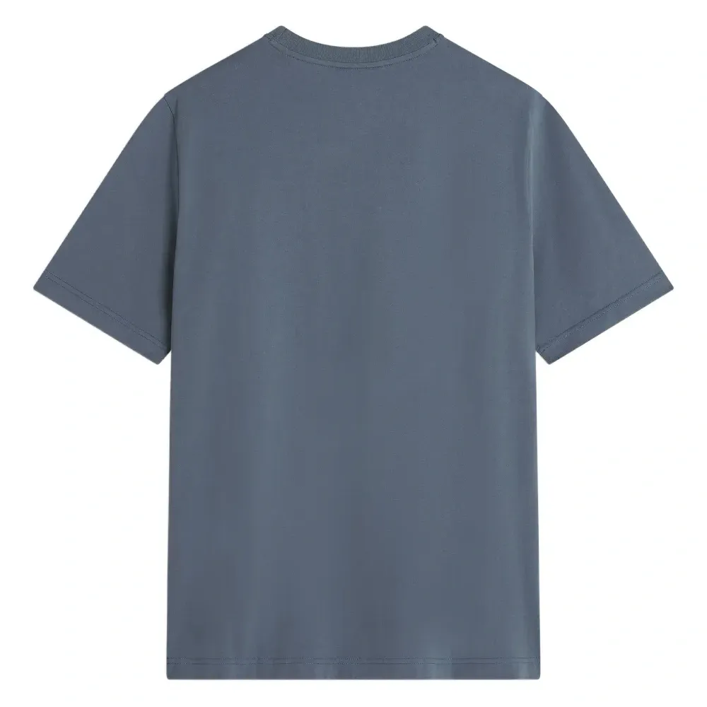 Футболка с нашивкой