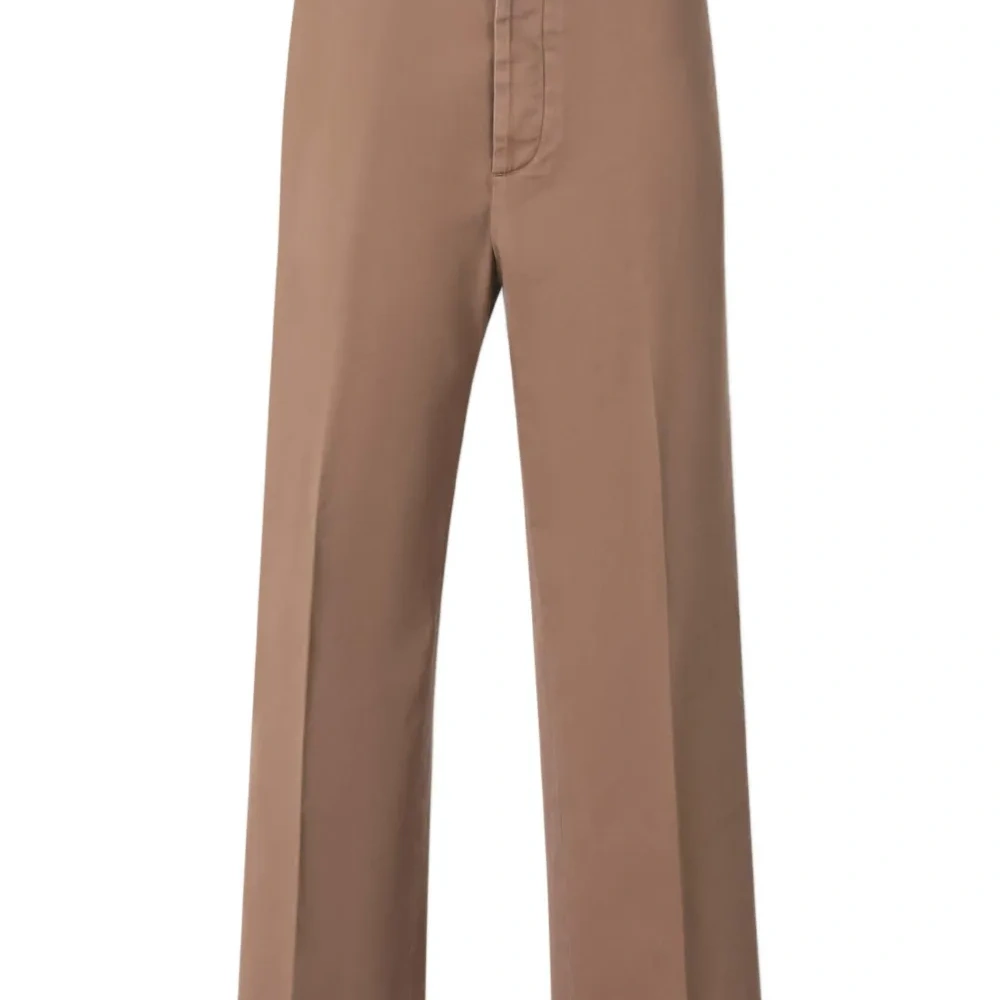 Брюки на пуговицах