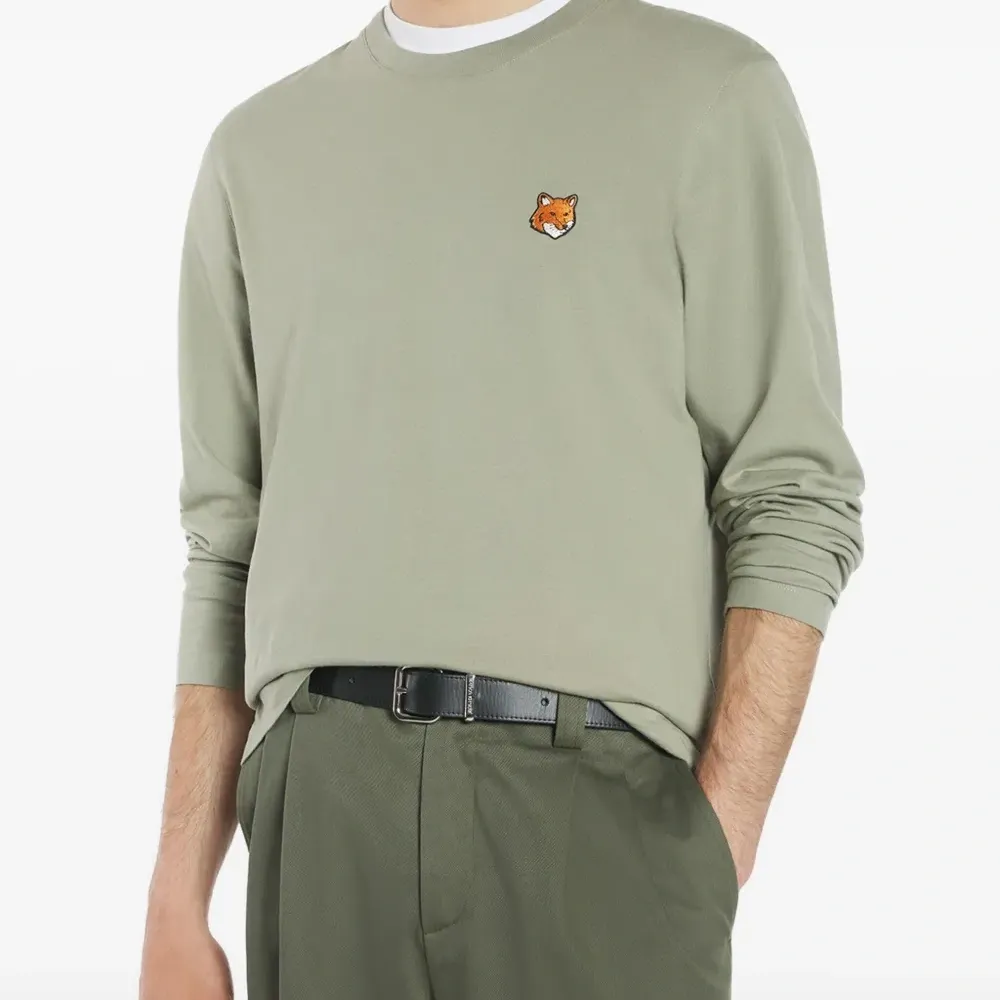 Футболка с длинными рукавами