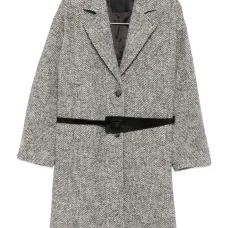 Пальто с поясом и ёлочным узором