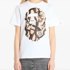 Футболка с графичным принтом