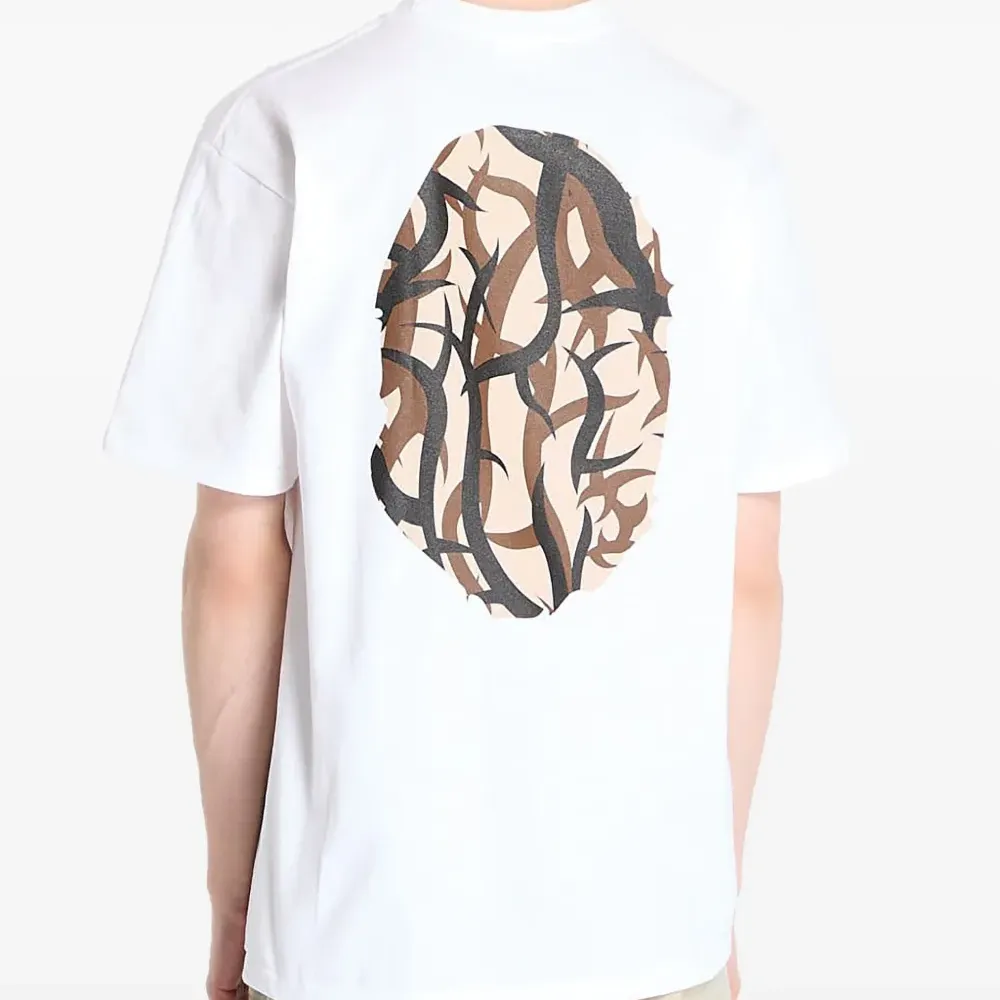 Футболка с графичным принтом