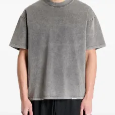 Футболка с выбеленным эффектом