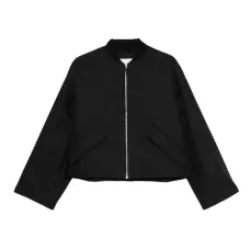 Куртка на молнии с карманами