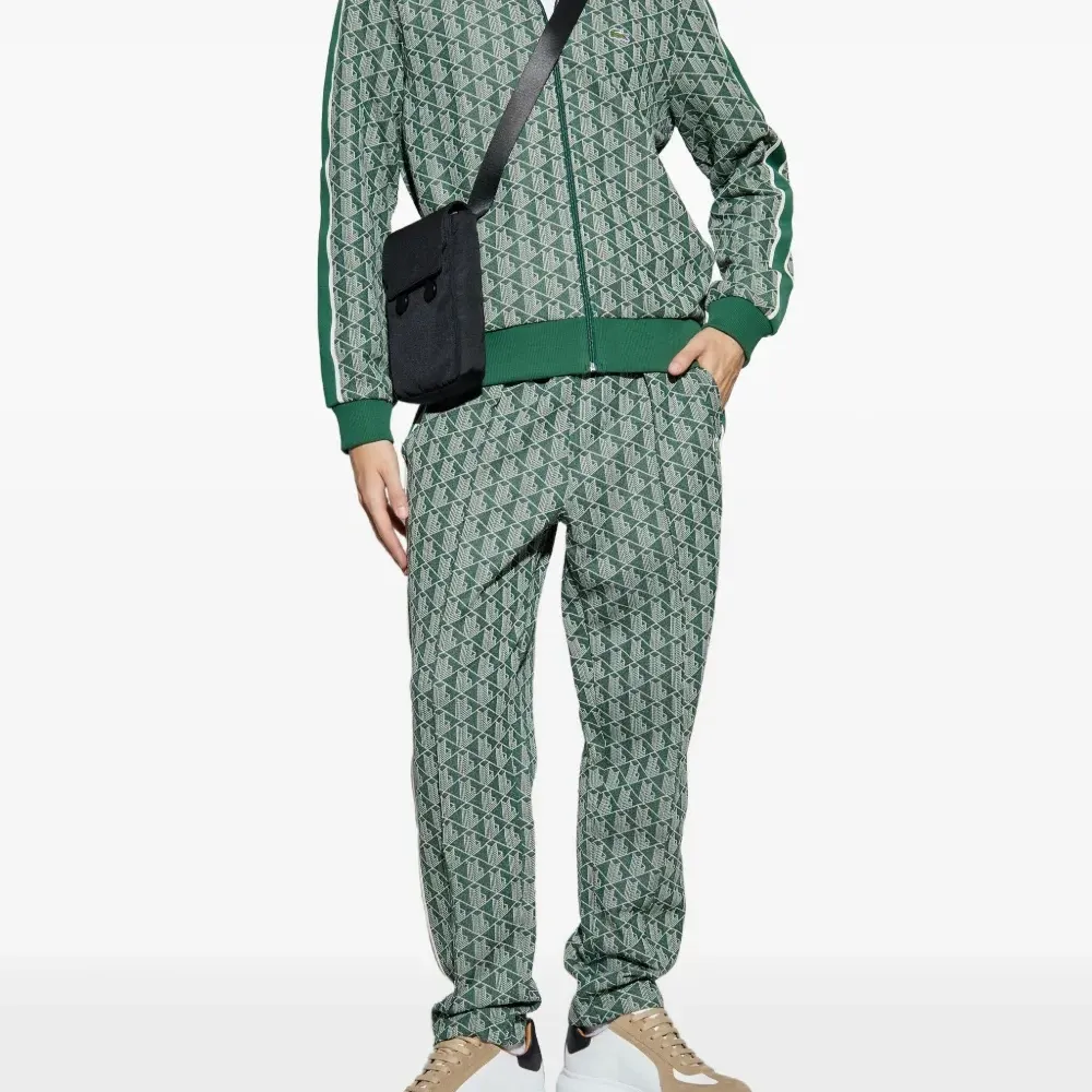 Брюки с геометричным узором