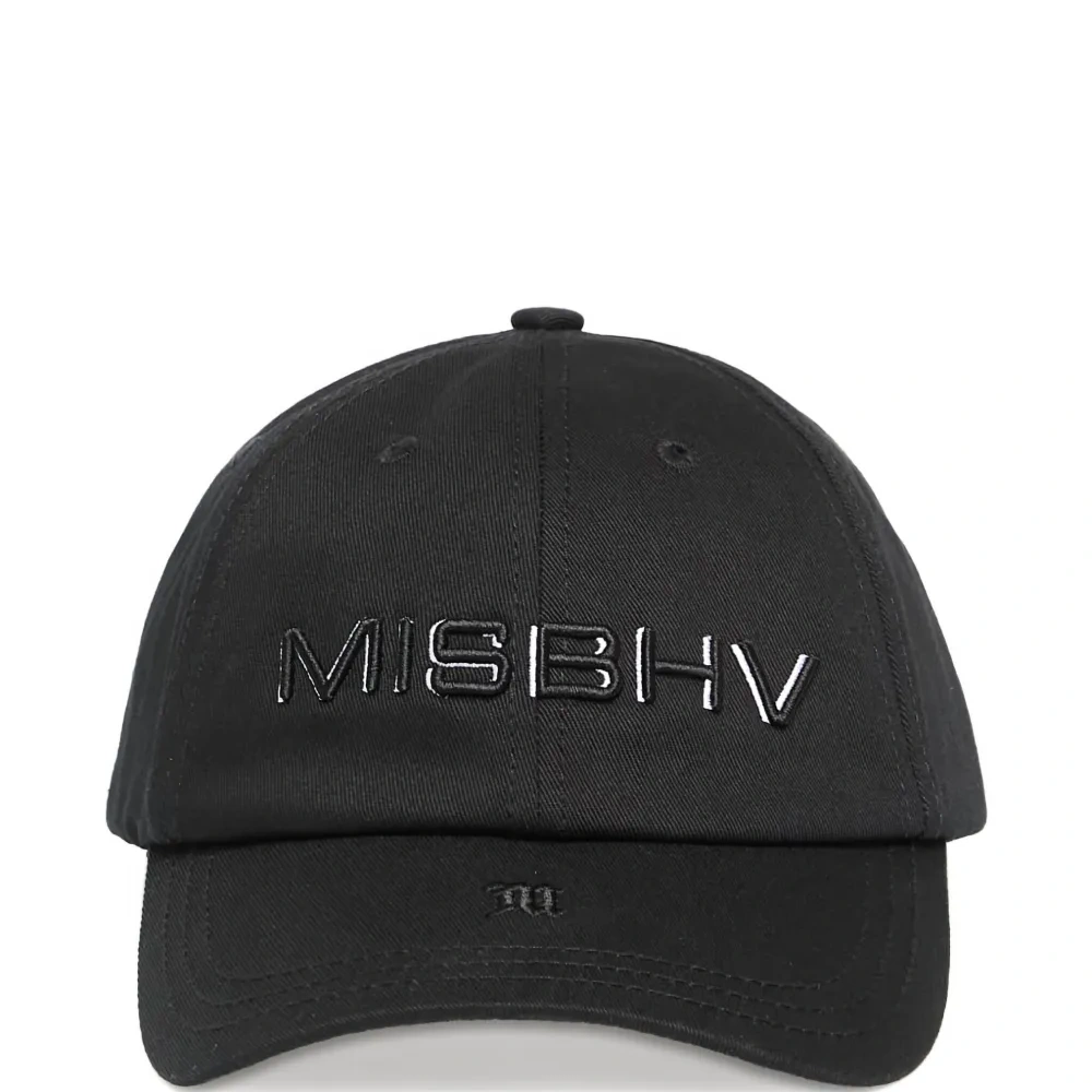 Бейсболка с вышитым логотипом