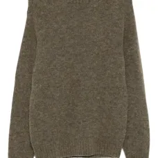 Свитер с круглым вырезом