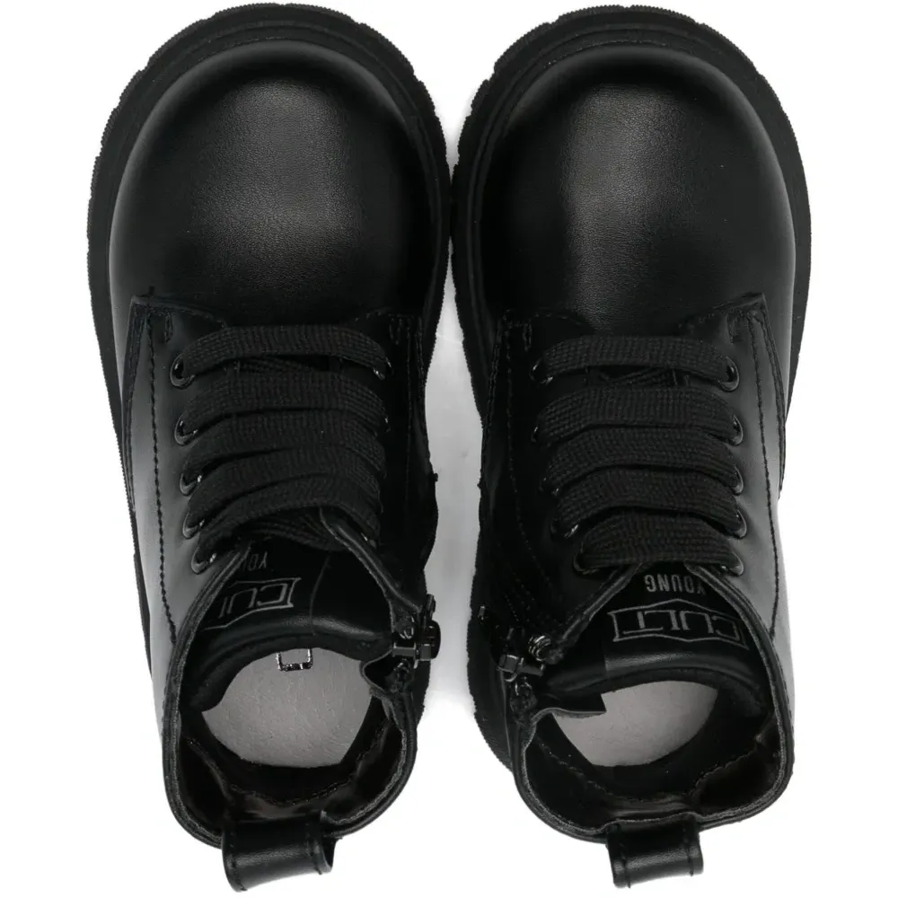 Ботинки на шнуровке с молнией