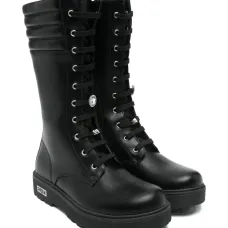 Украшенные ботинки на шнуровке Украшенные ботинки на шнуровке