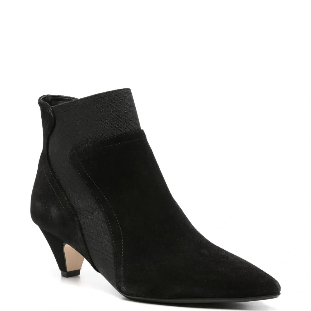 Ботинки с заостренным носком и вставками