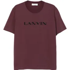 Футболка с вышитым логотипом